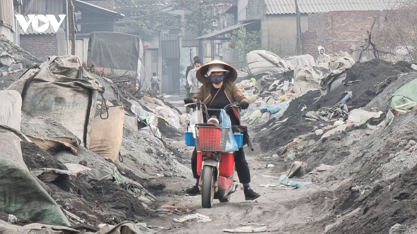 Làng tỷ phú Văn Môn ô nhiễm trầm trọng, cơ quan chức năng ở Bắc Ninh nói gì?